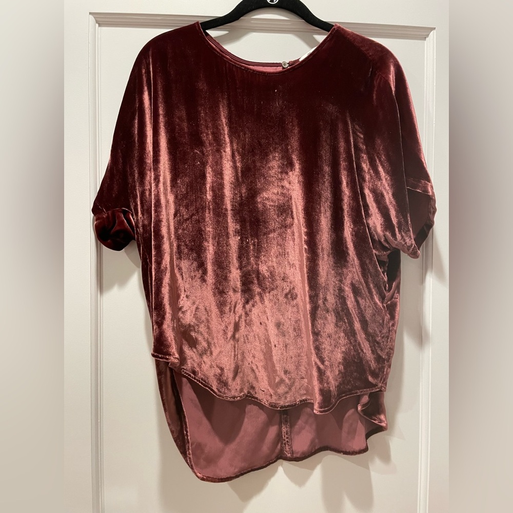 MADEWELL high/low hem velvet top